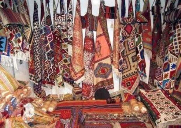 نمایشگاه صنایع دستی لرستان در خرم آباد دایر شد