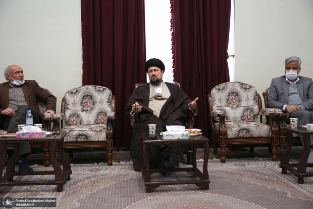 محمود صادقی: راهبرد اصلی ما مشارکت فعال در انتخابات است/ انتقاد علی محمد حاضری نسبت به فاصله گرفتن از آرمان های امام خمینی(س)