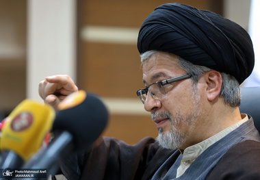 دبیر شورای‌عالی انقلاب فرهنگی: نیازمند تغییر اقلیم از فرهنگ لیبرال به فرهنگ اسلامی هستیم/ نیروی انتظامی با کسانی که برای گمراهی و انحراف نسل جوان برنامه‌ریزی شبکه‌ای می‌کنند، قاطعانه برخورد کند؛ این خواسته و مطالبه همه خانواده‌ها است