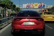 خودروی خاص با پلاک روسی در خیابان‌های تهران+عکس