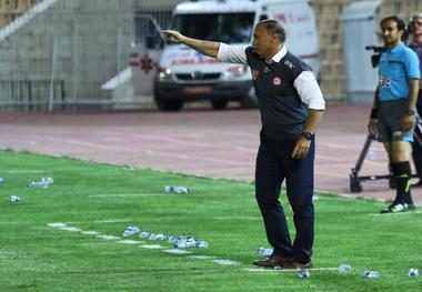 حمید درخشان عزادار شد