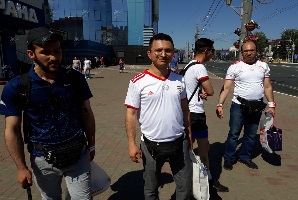 دلار 9 هزارتومانی سوژه هواداران ایرانی در سارانسک