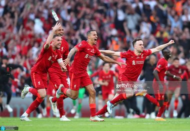 بدشانس‌ترین هوادار دنیا با بلیت پاره فینال اروپا!+عکس
