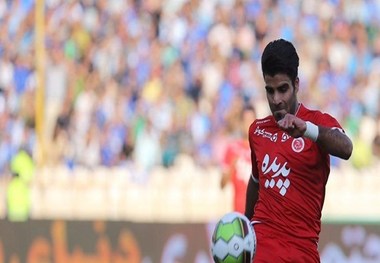 مرادمند بعد از مذاکره با استقلال وارد باشگاه پرسپولیس شد
