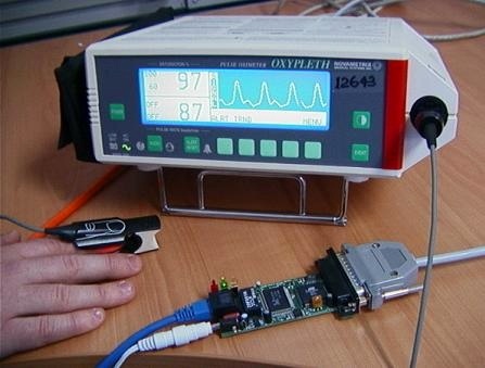 ساخت دستگاه پالس اکسی متر با قابلیت ارسال اطلاعات در اردبیل