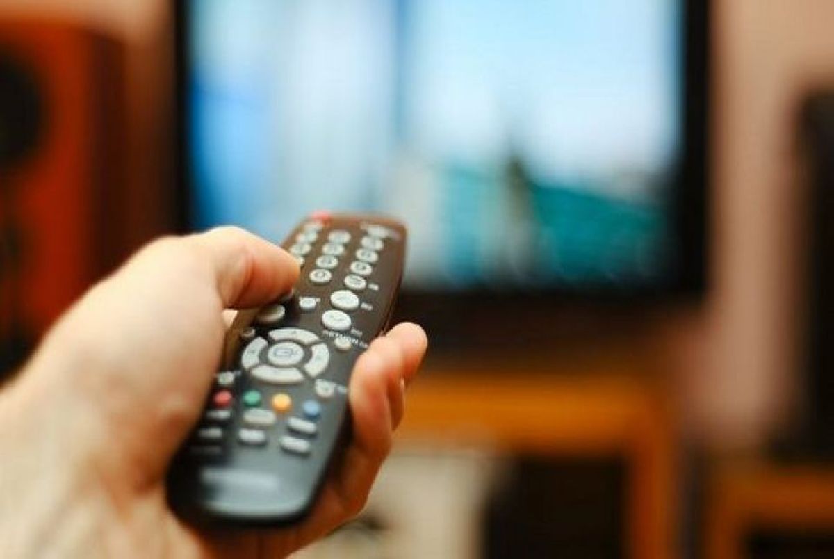 تلویزیون عید مبعث چه فیلم هایی پخش می کند؟

