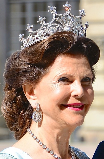 ملکه سوئد: سالهاست که در کاخ، در کنار «ارواح» زندگی می کنم