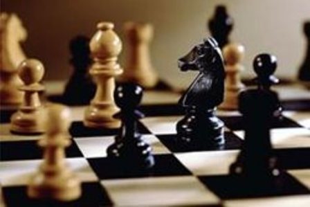 رقابت 77 شطرنجباز برتر در جشنواره شطرنج مردان ایران به میزبانی همدان