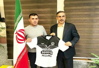 عبدالله ویسی سرمربی شاهین شهرداری بوشهر شد
