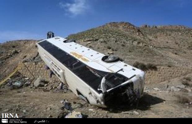 21 دانش آموز مجروح واژگونی اتوبوس در مشهد بستری هستند