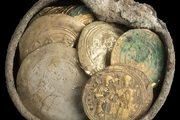 سکه های طلای عباسی در قیصریه کشف شد+تصاویر