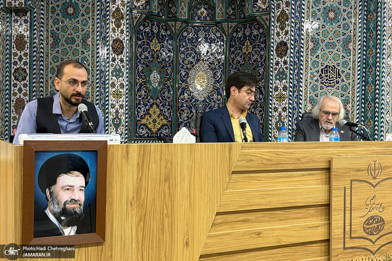 محفل ادبی پروانه ها در مجتمع فرهنگی هنری یادگار امام (ره) قم