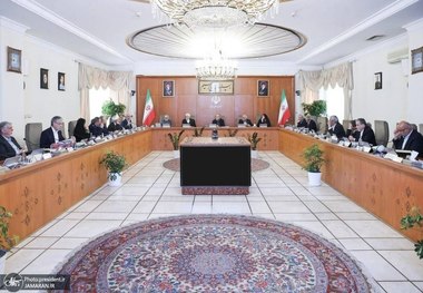 تصمیمات مهم دولت برای ثبات بازار/  تمدید واردات بدون انتقال ارز در مرزها؛ «دام زنده» هم به فهرست کالاهای اساسی اضافه شد