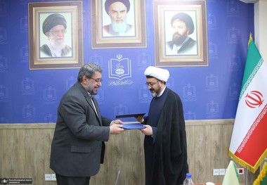 امضا تفاهم‌نامه بین موسسه تنظیم و نشر آثار امام خمینی (س) با مجمع بین‌المللی اساتید مسلمان دانشگاه‌ها