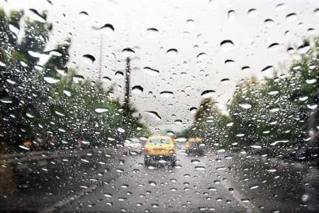 بارش باران در جاده های شمالی استان تهران