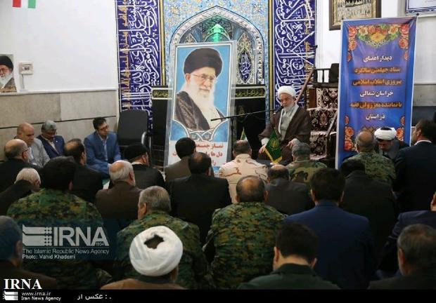 امام جمعه بجنورد: انقلاب اسلامی به کشور عزت و اقتدار بخشید