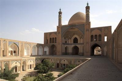 مسجد مطلب خان خوی؛ بزرگ‌ترین مسجد روباز ایران