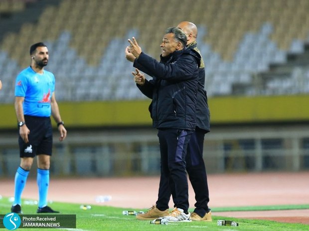 مورایس بی خیال کنایه به پرسپولیس نمی شود!