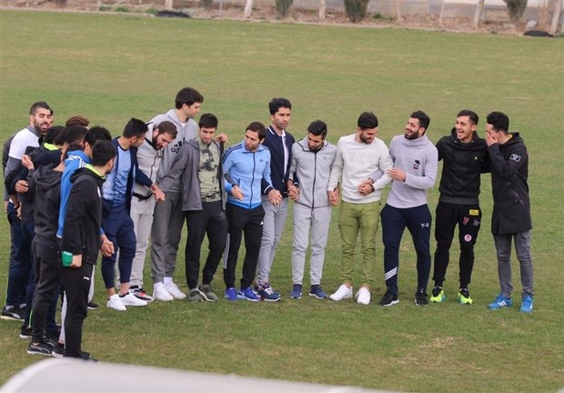 برگزاری تمرین استقلال با حضور میهمانان ویژه