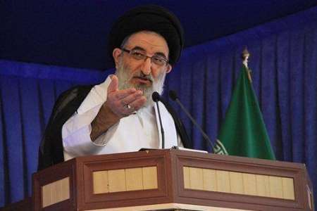 امام جمعه کرج: مردم انقلابی ایران حضور حماسی در انتخابات دارند