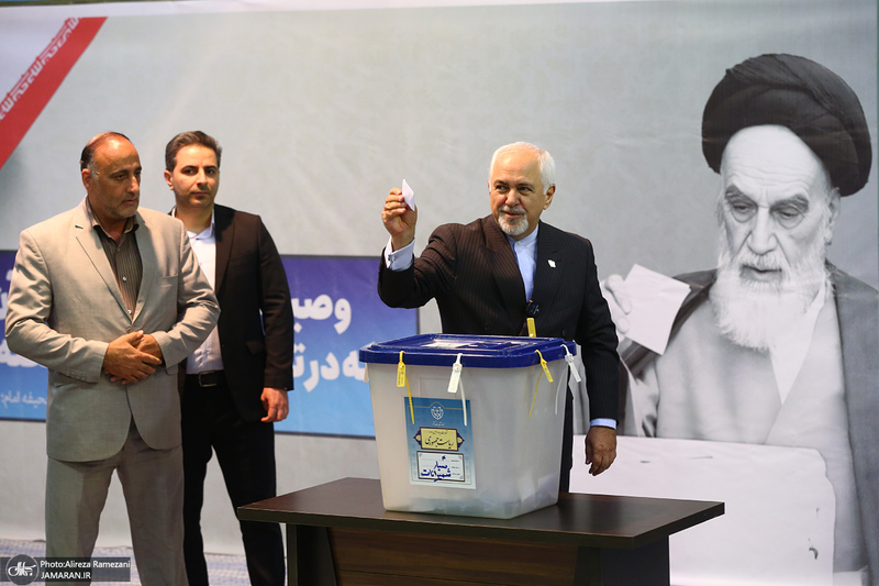 انتخابات ریاست جمهوری چهاردهم در حسینیه جماران - 1