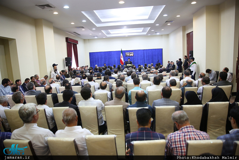 دیدار معاون امور تعاون وزارت کار و جمعی از کارکنان این معاونت با سید حسن خمینی
