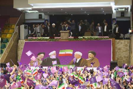 روحانی: مردم ایران! روز جمعه قدرت خود را در برابر انحصارگران نشان بدهید