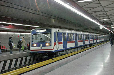 برخورد دو قطار مترو در ایستگاه طرشت 20 مصدوم به صورت سرپایی مداوا شدند