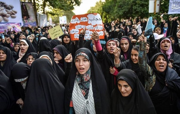گردهمایی حجاب و عفاف در شهر ری برگزار شد