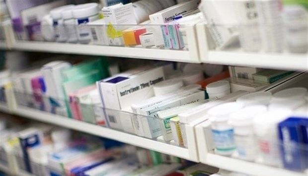 سه مغازه‌ کالای پزشکی فسا را به دلیل فروش دارو تعطیل کردند