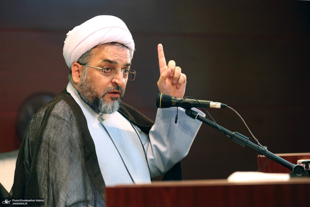 هادی سروش: آنچه وظیفه امروز همه ماست حفظ اسلام و ایران از چنگال خون آشام استکبار جهانی - آمریکا - و صهیونی است