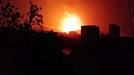 حمله شبانه جنگنده های عربستان به صنعا