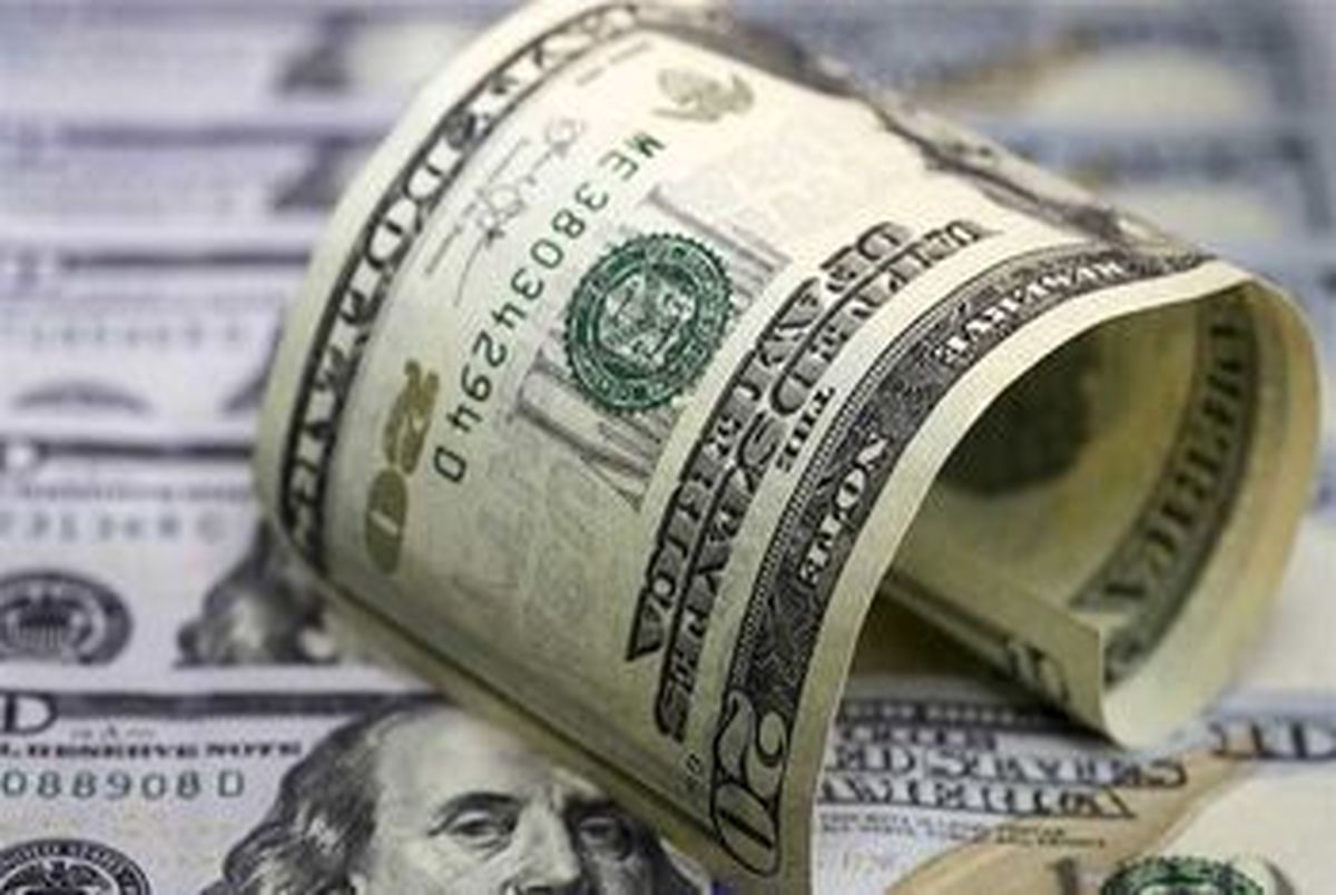 تلاش سوداگران برای بالا بردن نرخ دلار
