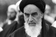 شناخت امام خمینی(ره) شناخت انقلاب و ارزش‌های انقلاب است