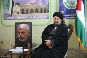 حضور سید حسن خمینی در دفتر نمایندگی جنبش مقاومت اسلامی فلسطین (حماس)