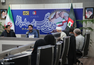 نشست های «وفاق ملی و تعاملات بین‌المللی؛ فرصت‌ها و چالش‌ها» 