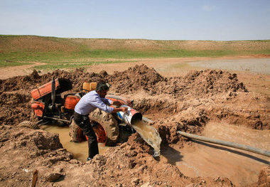 پایان عملیات آواربرداری ایستگاه‌های پمپاژ آب در پلدختر