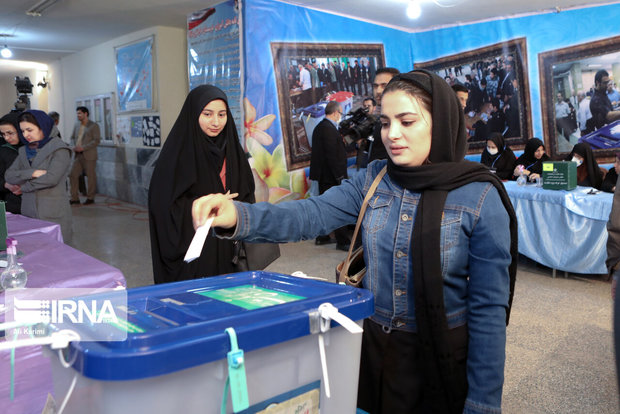 رای گیری در برخی شهرستان‌های استان مرکزی تا ساعت ۲۳ تمدید شد
