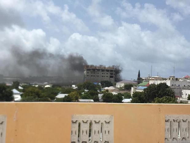 عکس/ حمله شدید به کاخ ریاست جمهوری سومالی