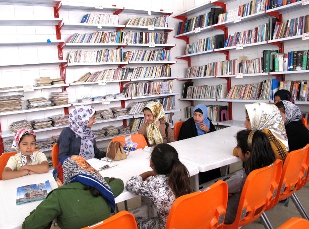 اجرای طرح 'پرچین دوستی با کتاب' برای کودکان و نوجوانان روستایی همدان