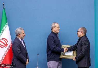 آئین تکریم و معارفه معاونین سابق و فعلی پارلمانی و راهبردی رئیس‌جمهور با حضور پزشکیان، شهرام دبیری و محسن اسماعیلی + تصاویر