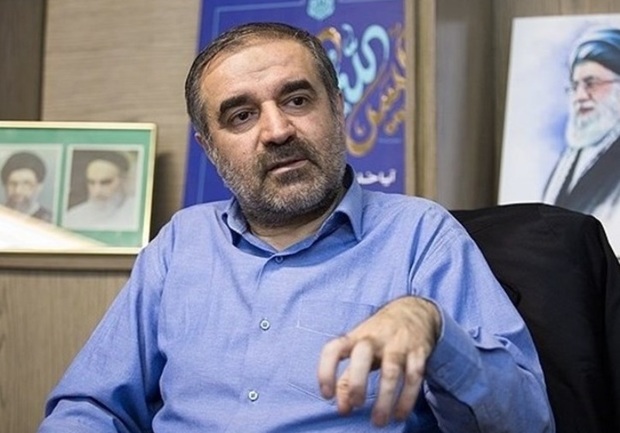 نقد درون‌ گفتمانی در حکمرانی