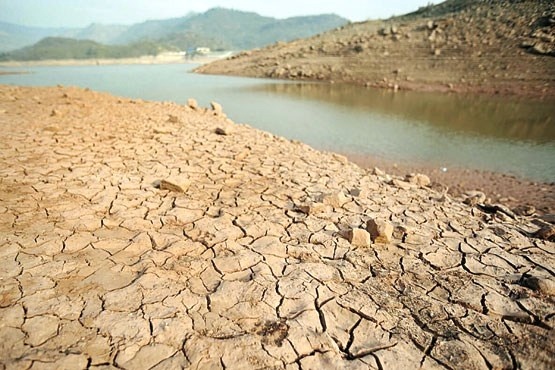 کاهش میانگین بارندگی‌ها در کردستان  تهدید بحران کم آبی در استان