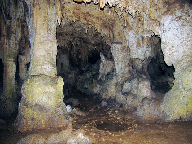 زمینه حضور گردشگران در غار قلعه کرد فراهم می شود