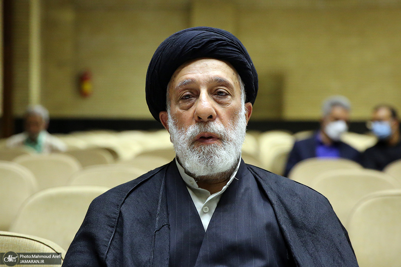 مراسم ختم مادر فرشاد مومنی