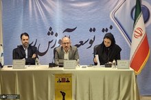 حمزه صفوی: صداوسیما از الگوی رسانه‌ای شوروی کمونیستی پیروی می‌کند/ حسرت شهید لاریجانی این بود که بتواند ساز موسیقی را در تلویزیون نشان دهد/ پرویز امینی: اکنون صداوسیما در بدترین نقطه ممکن قرار دارد