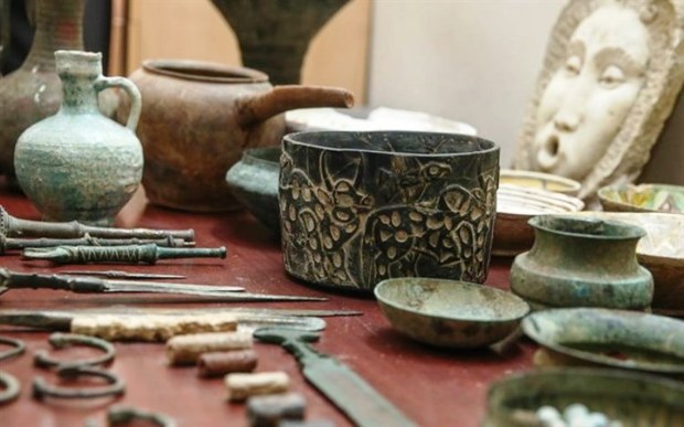 70قطعه اشیاء عتیقه در لرستان کشف شد
