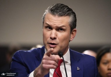  استفاده از دین در زمان جنگ: رفتارهای جنجالی وزیر جنگ آمریکا خشم پاپ را بر انگیخت