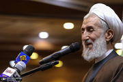 صدیقی، امام جمعه موقت تهران: دولت با مشکلات زیادی مواجه است؛ حل این مشکلات به دعا نیاز دارد