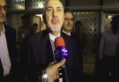 اظهارات  ظریف،  پس از ورود به دهلی‌نو

